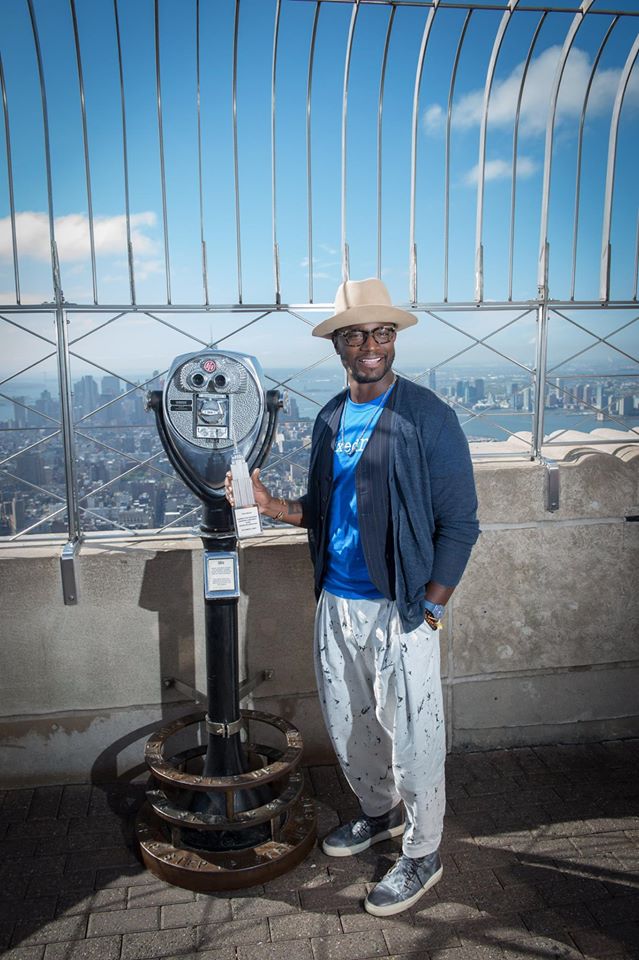 Taye_On-Roof_Empire_State_Bldg.jpg